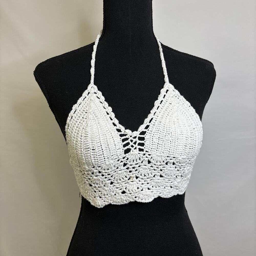 White crochet bikini top